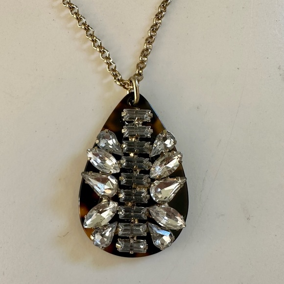 Stunning Gold Necklace with Tortoise Shell and Crystal Pendant! Brand new! - Picture 6 of 6